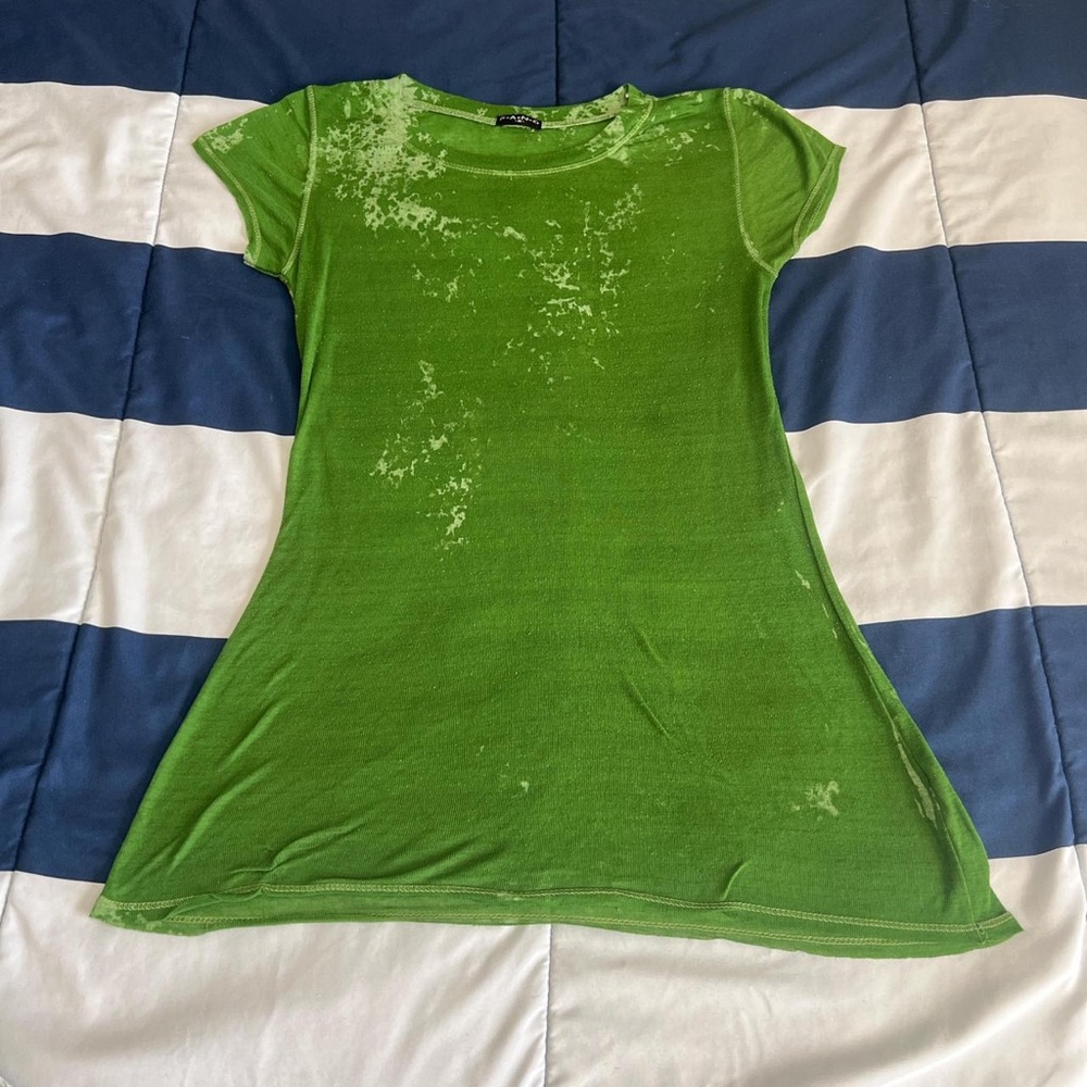 Green Short-Sleeve Women’s Tee